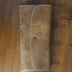 Roots wallet